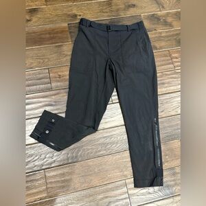 ATHLETA Trekkie Belted Pant 6 Black #530625 Nylon Hiking